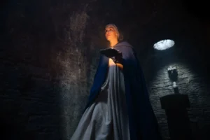 deathOfRobin_newStills (8)